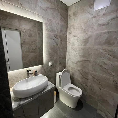 Mega Park Бизнес Класс Meridian Apartaments Алматы Экстерьер фото