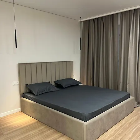Mega Park Бизнес Класс Meridian Apartaments Алматы Экстерьер фото