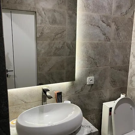 Mega Park Бизнес Класс Meridian Apartaments Алматы Экстерьер фото